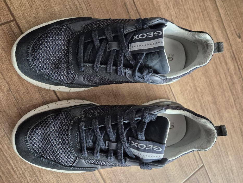 Pantofi casual, sport, piele, nr 42 - stare buna / foarte bună