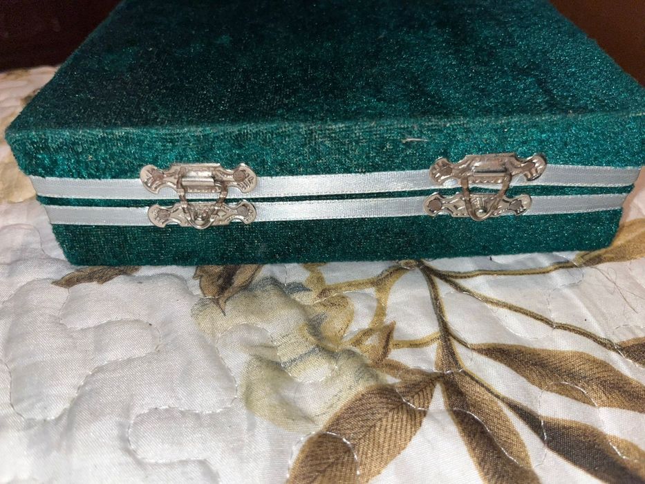 Set pahare din onix naturale, marmura onix, lucrate manual in cutie