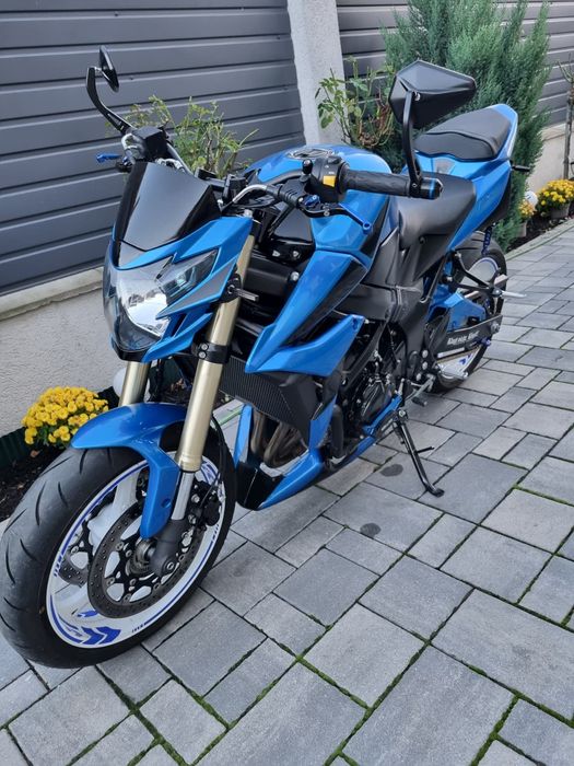 Suzuki Gsr 750 ABS 2013