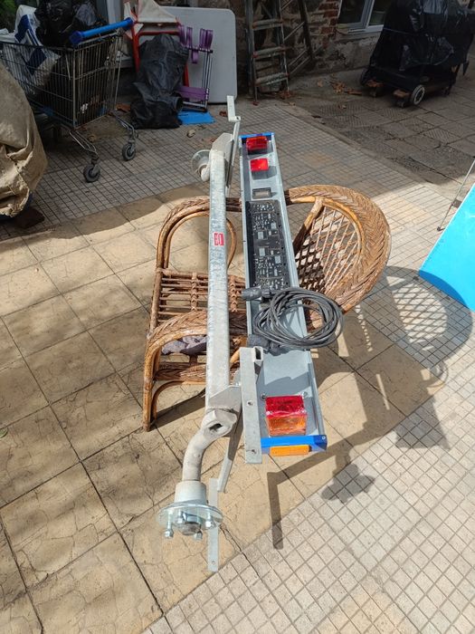 Торсионна ос за ремаркета KNOTT със кабел и таблата със светлини