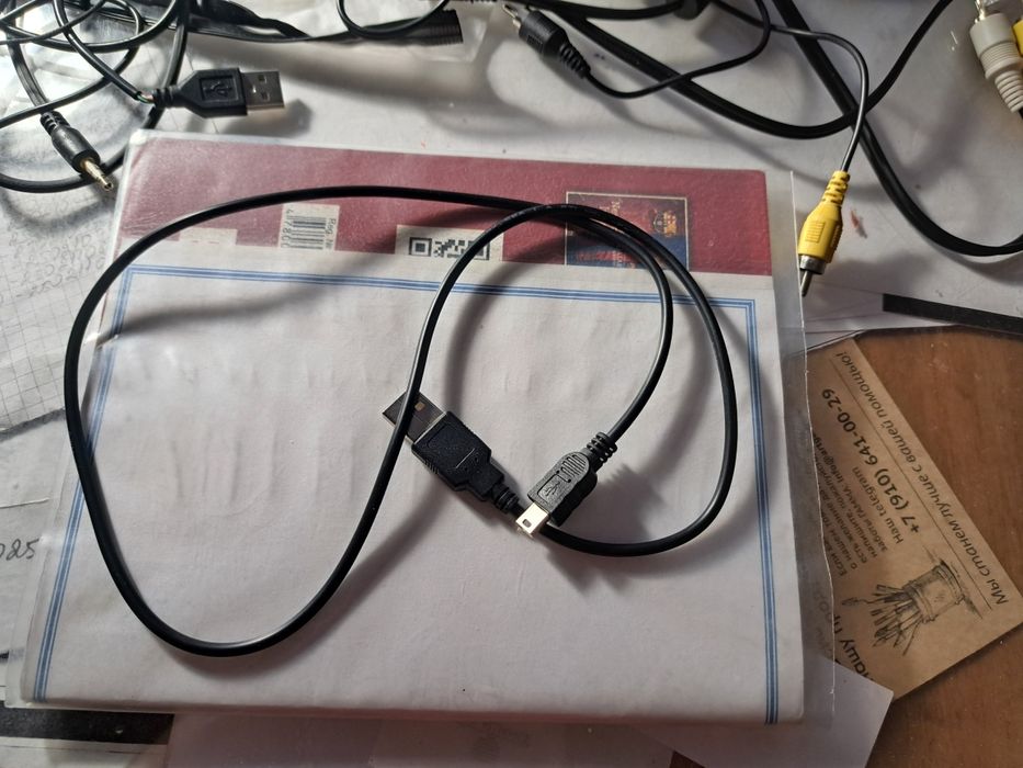 Кабели и USB  для телефонов