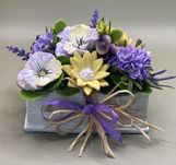 Аранжировки с керамични цветя