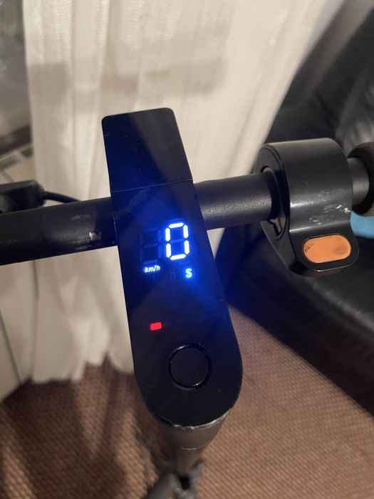 Trotineta Electrica Xiaomi Mi Essential