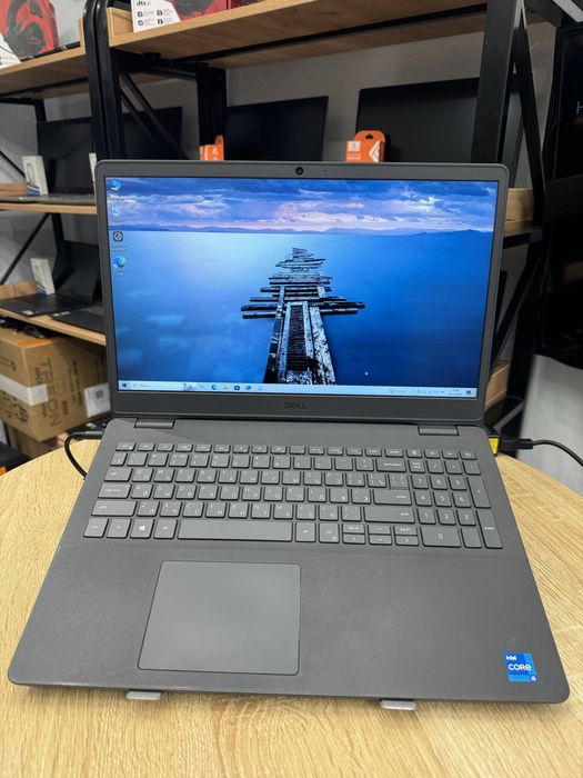 Dell ноутбук.