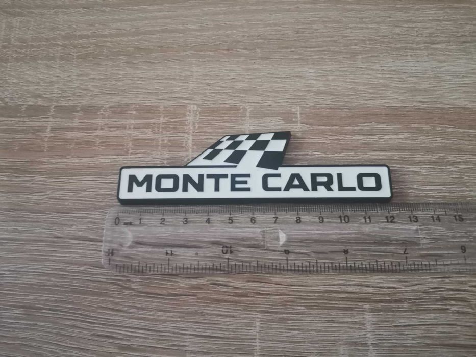 емблема Skoda Monte Carlo черно с бяло