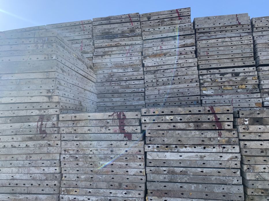 Опалубка для фундамента – прочная и надежная