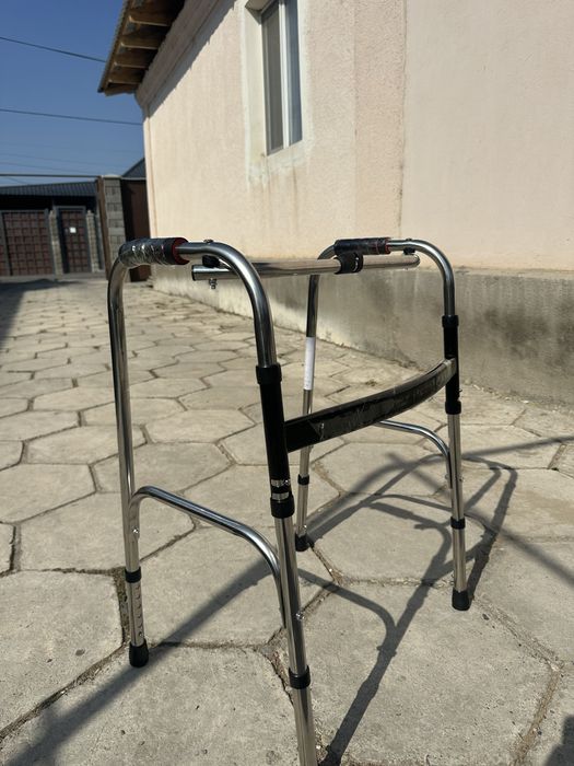 Ходунки для пожилых / инвалидов / после операции — новые!