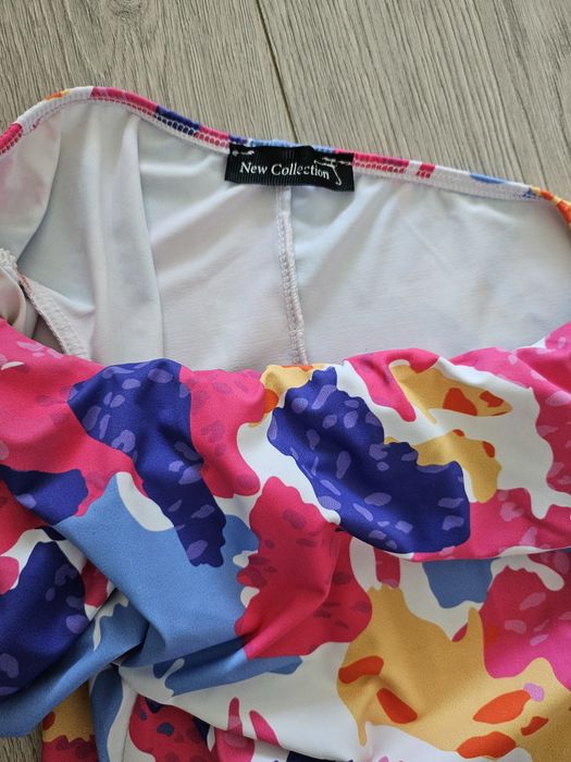 Rochie multicoloră de damă