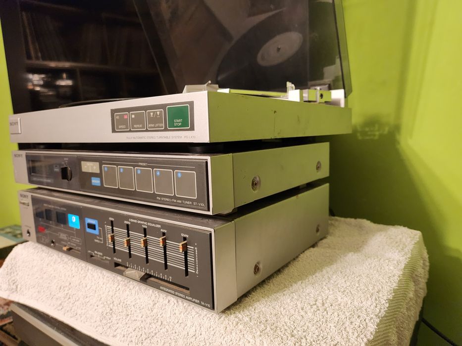 linie sony statie ,pickup ,radio