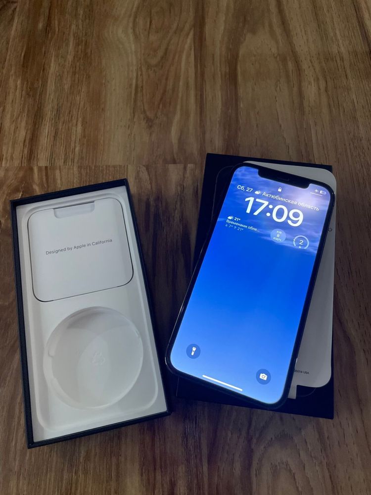 Продам Iphone 12 pro