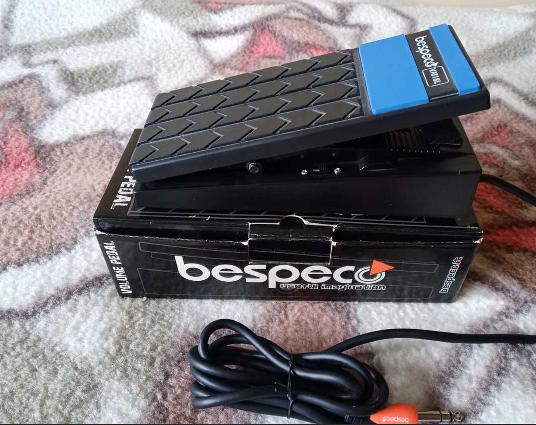 Bespeco VM18L  Експрешън педал