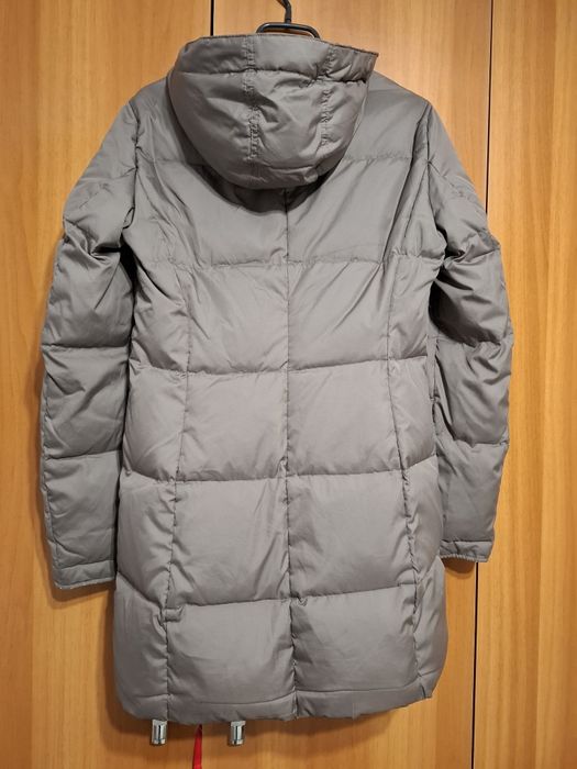 Vând geaca dama Esprit cu puf de gasca