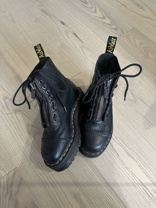 Bocanci de piele Dr. Martens