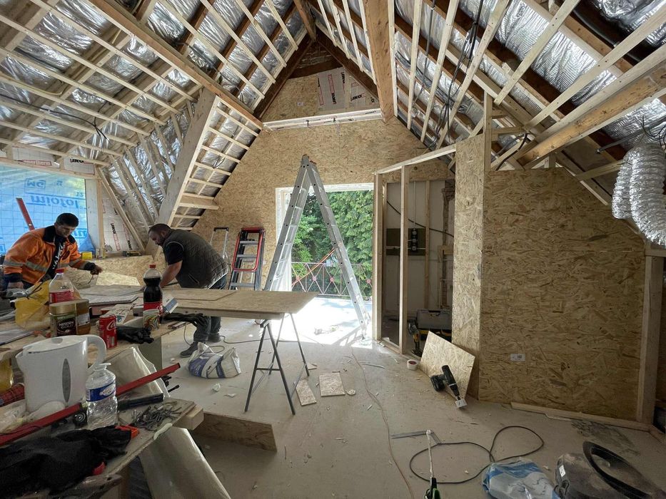 Майстор/Домашни ремонти.