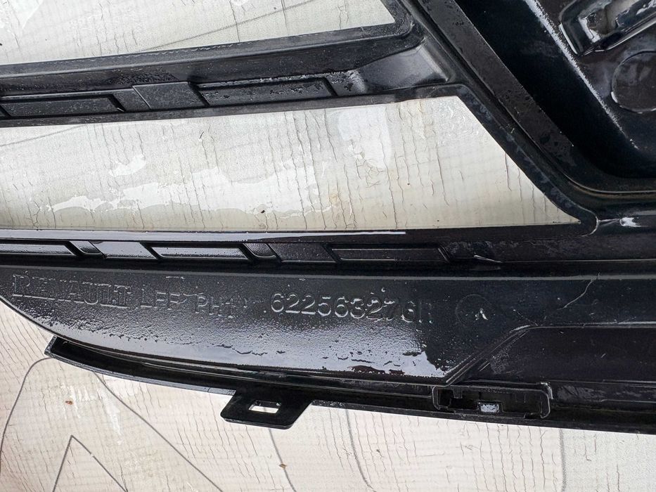 Grila radiator Renault Megane 4 dupa 2016 cod 622563276R