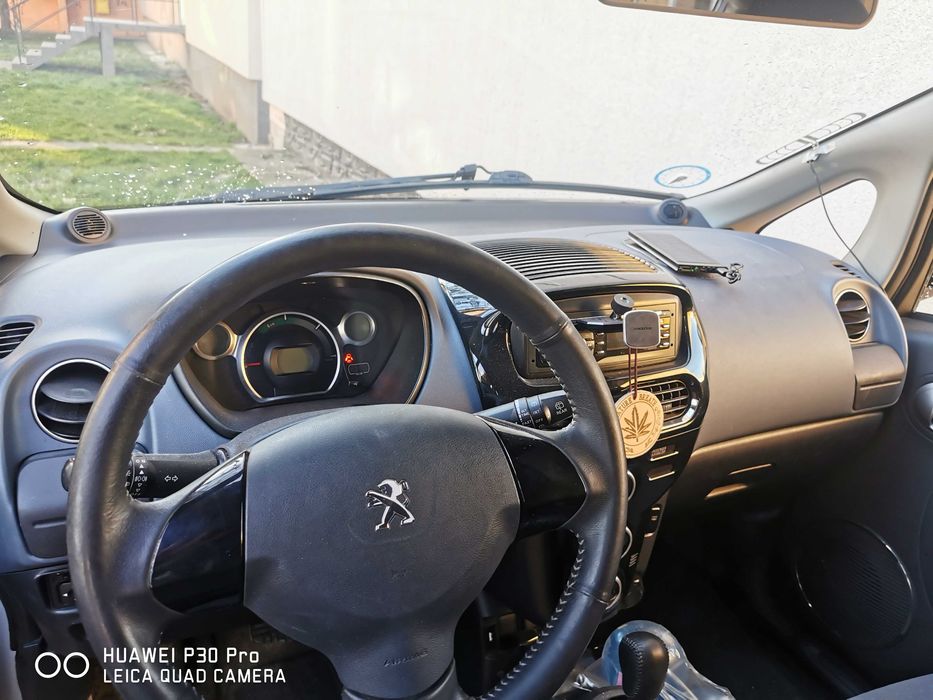 Peugeot iOn full electric