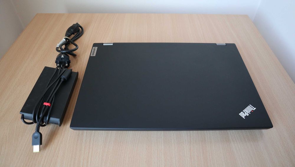 Lenovo ThinkPad P15 1Gen NVIDIA T2000 15,6/ i7 10850H /512GB NVMe/32GB
