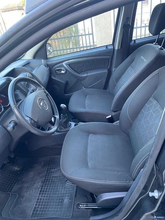 DACIA Duster 2015 1.6i+GPL 105 CP E5 AC Navi, Recent Adusa Carte RAR