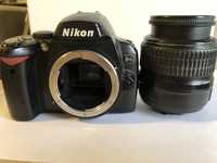 Vand Nikon D40 cu obiectivul de 18-55mm