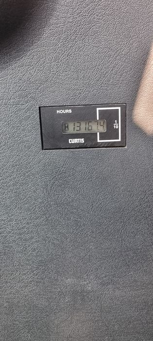 Hyundai 140                         .