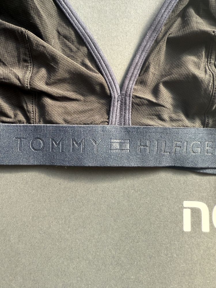 Сутиен с меки чашки Tommy Hilfiger /S/