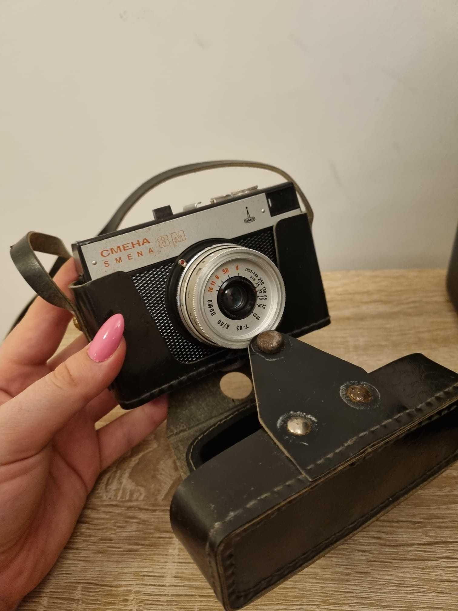 Vand camera foto ruseasca SMENA 8M Vintage(nu stiu daca functioneaza)