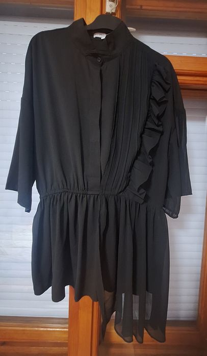 Черна елегантна, асиметрична блуза IPEKYOL - размер 40