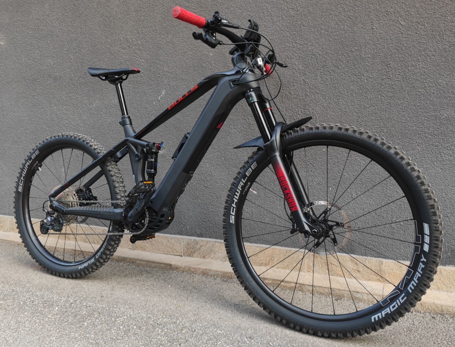 Карбонов Електрически Велосипед 27.5/29 Bulls Bosch Smart System 750wh
