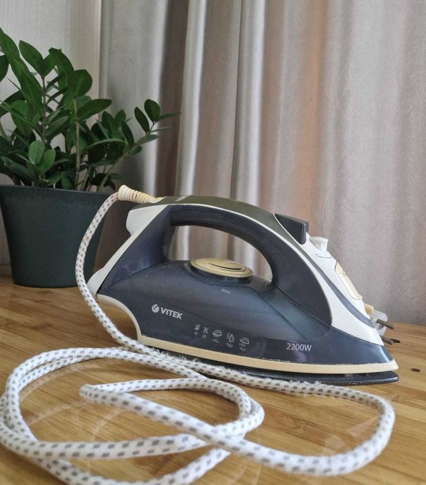 Продам утюг за 3000тг