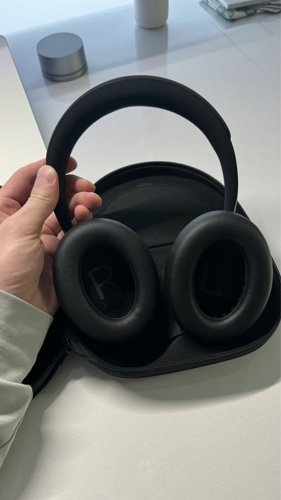 Наушники Bose Noise Cancelling 700 черные