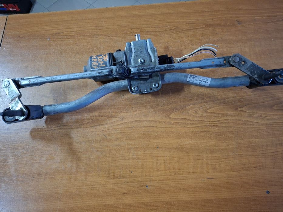 Ansamblul ștergător motoras parbriz Alfa Romeo Giulieta  2010-2020