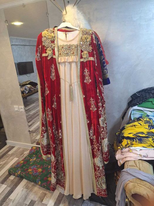 Одежда свадебные и традиционных