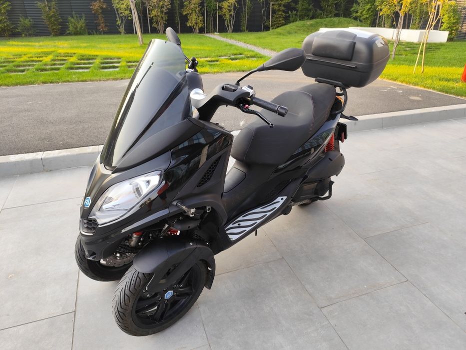 Piaggio MP3 HPE 300 ABS ASR categ B