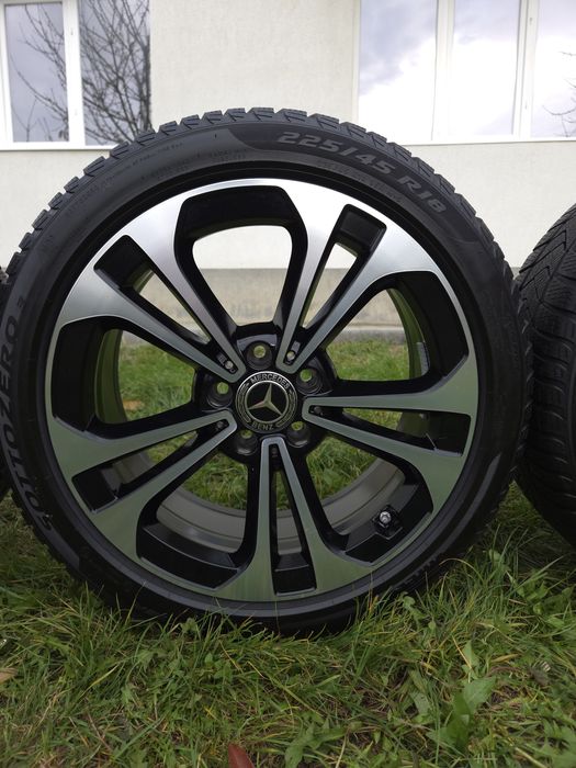 Jante Mercedes C-Class 18” + Anvelope 225/45 R18 – Set Impecabil