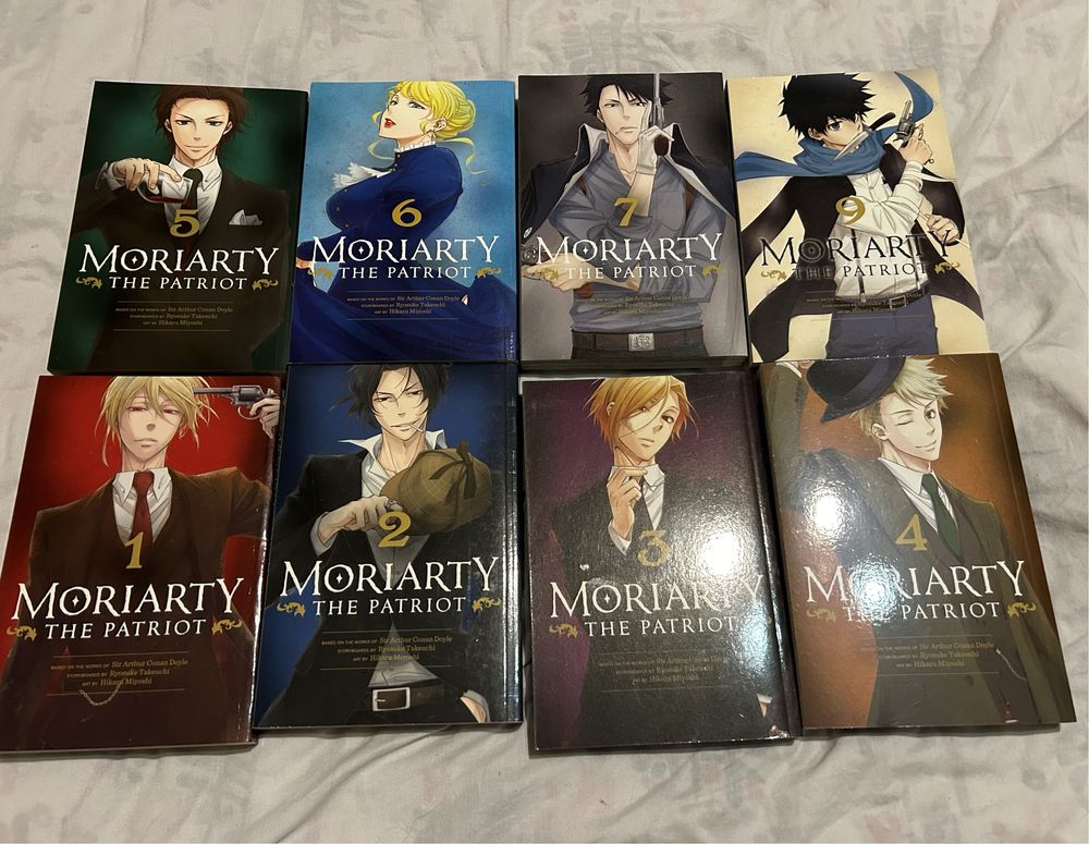 Манга - demon slayer, Attack on titan, Moriarty the patriot