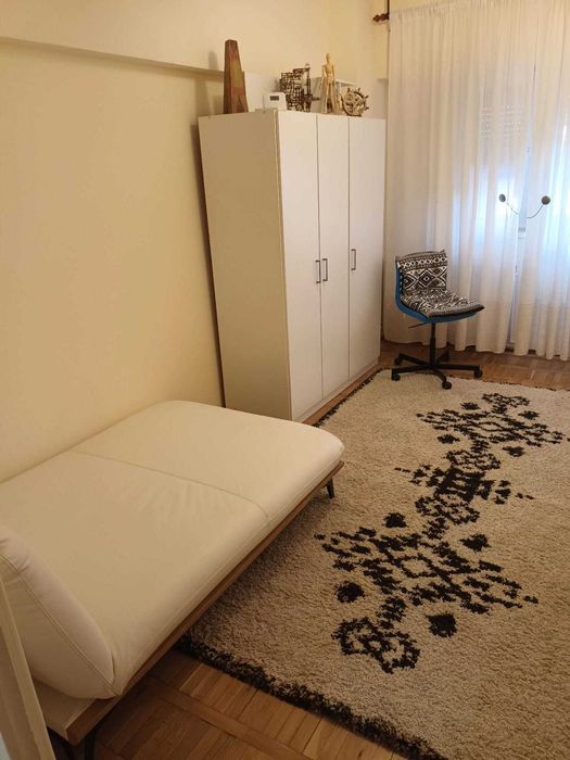 Apartament 3 camere Etj 2 de inchiriat zona Ultracentrala Universitate