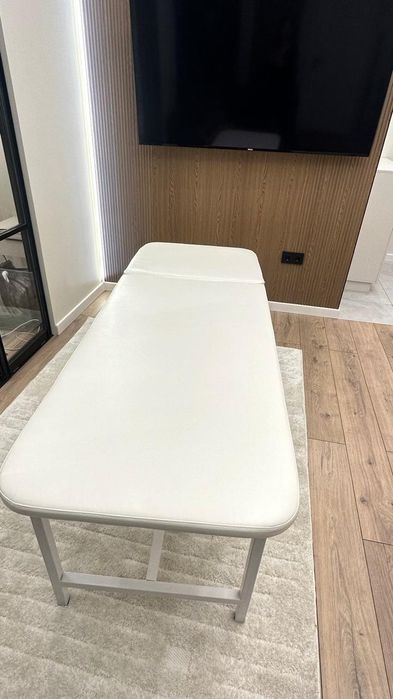 Кушетки для салонов