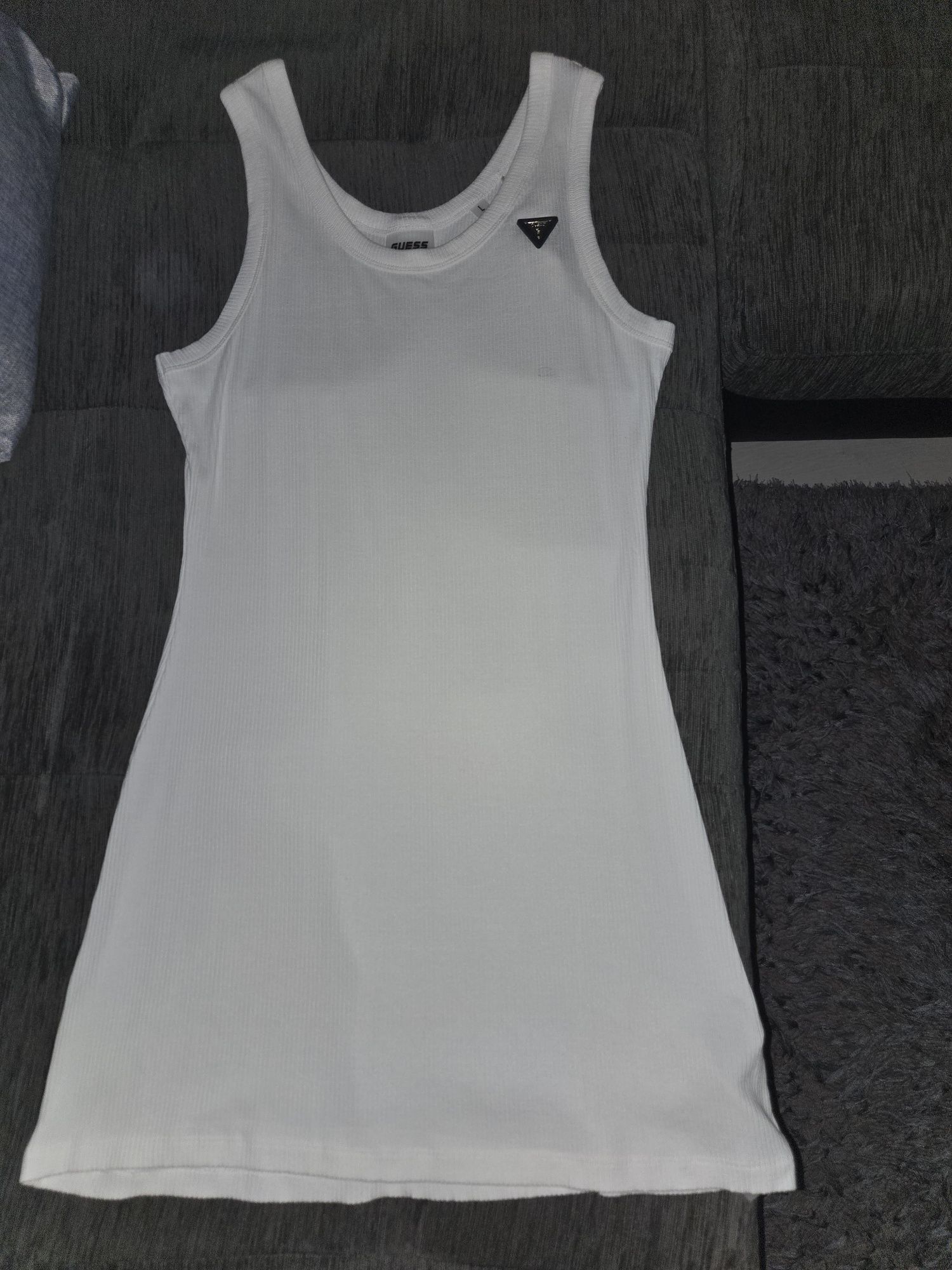 Guess спортна рокля