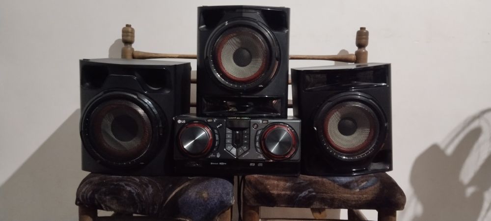 LG усилител калонка комплект