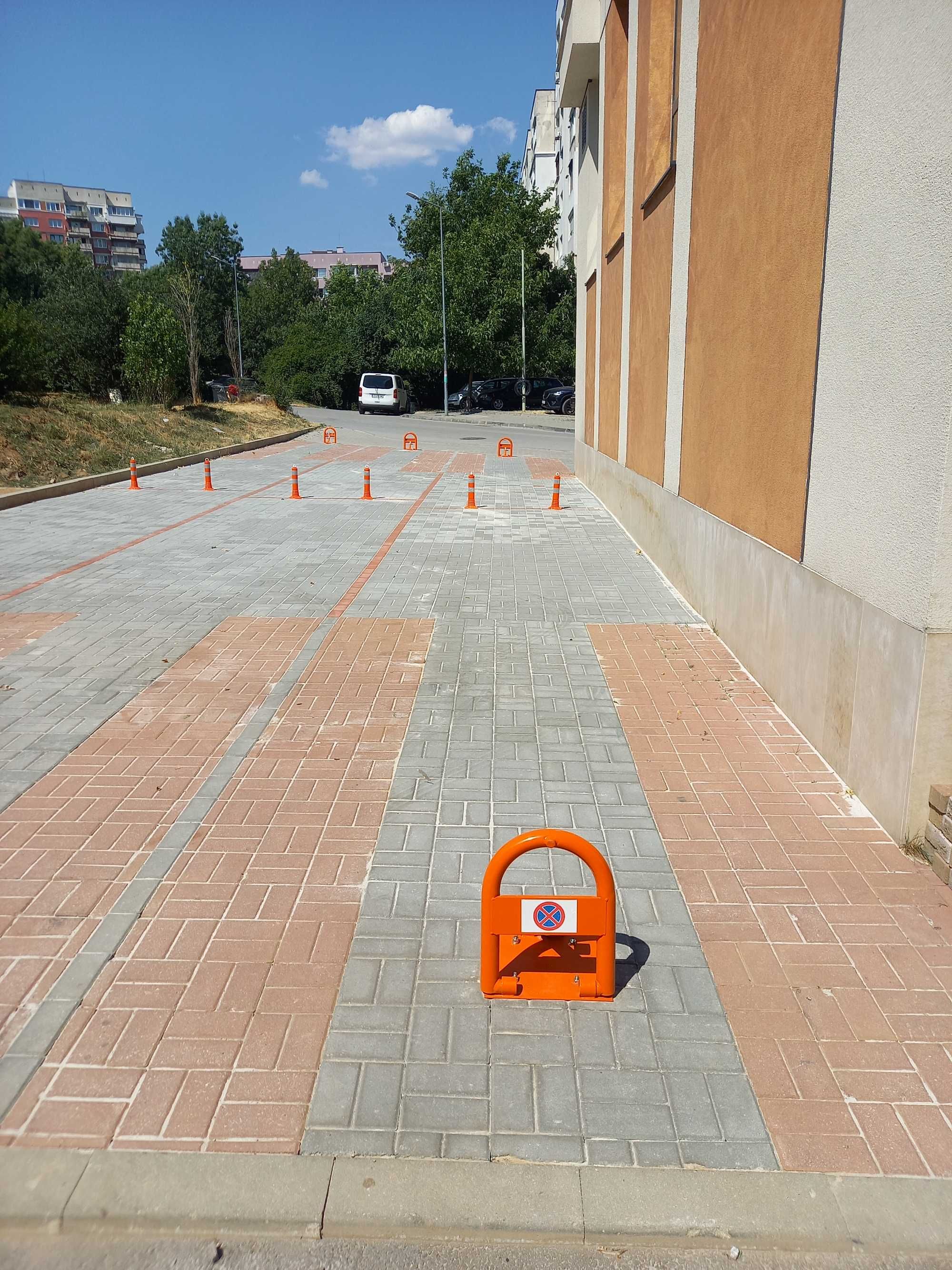 Паркомясто под наем, двойно.