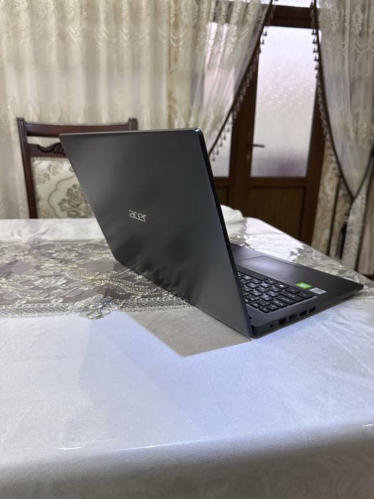 Aser Aspire 3 /i5 1035G1 /4yader 6patok