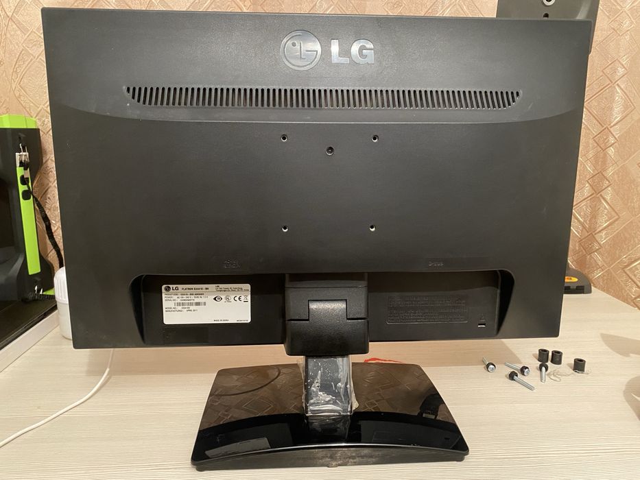 Монитор продам 20 дюймов LG