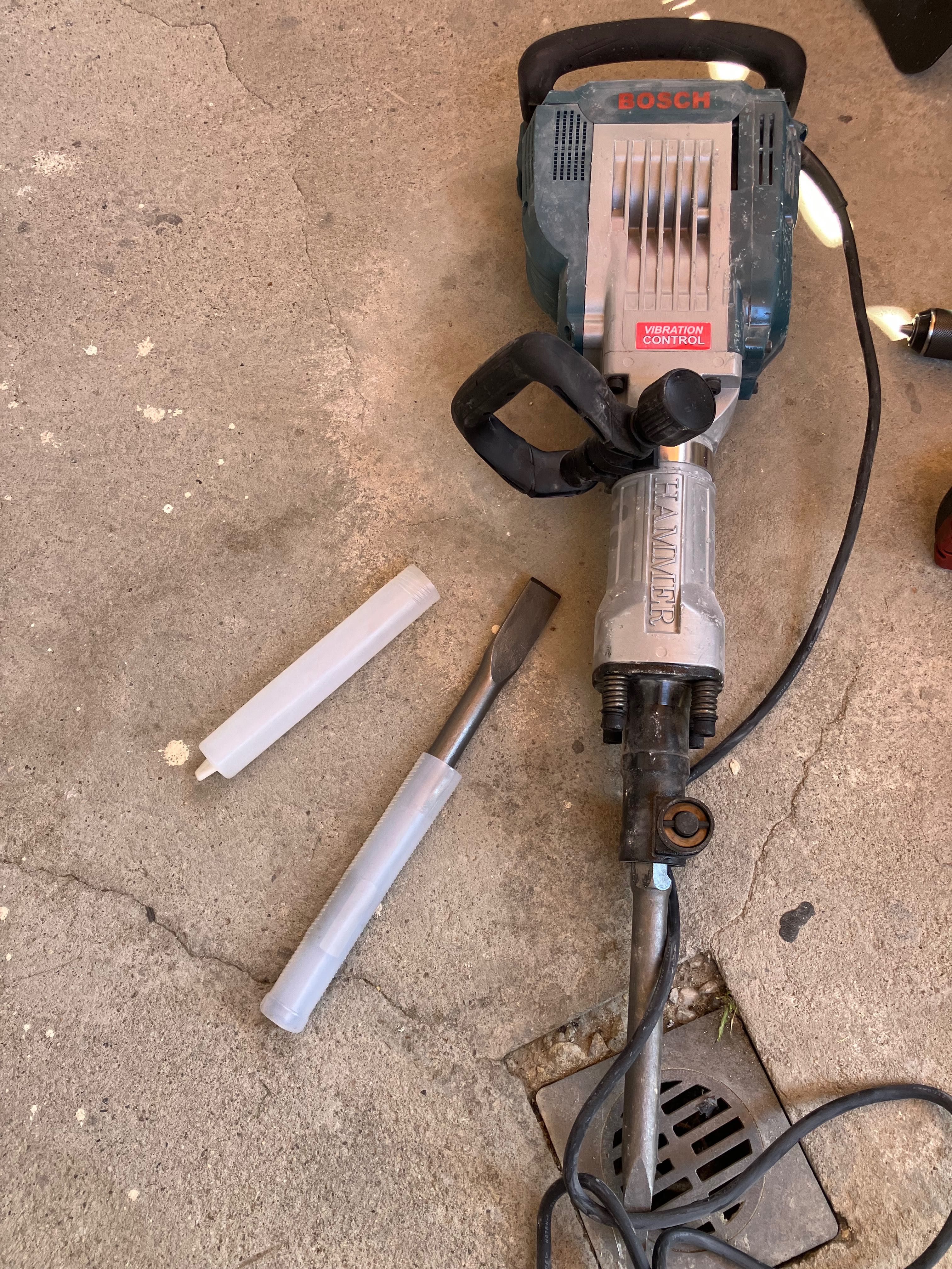 Bosch Къртач Vibration Control Hammer GSH 16-30 Professional