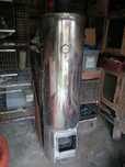 Boiler pe lemne din inox, capacitate 120 de litri.