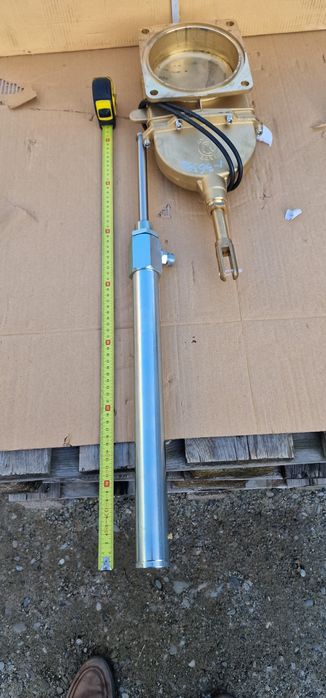 Cilindru hidraulic vidanja ridicare acționare clapeta pe baza de coman