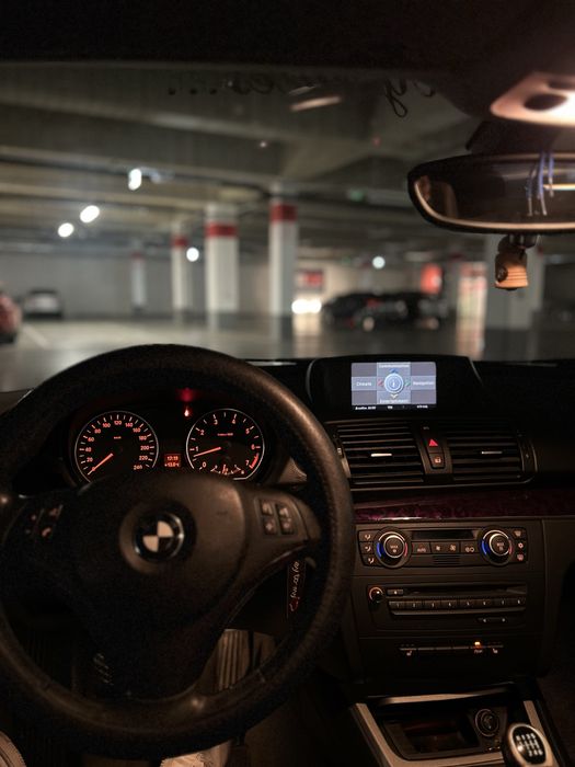 Bmw Seria 1 E81 -2.0 Benzina •Xenon •Trapa •Incalzire