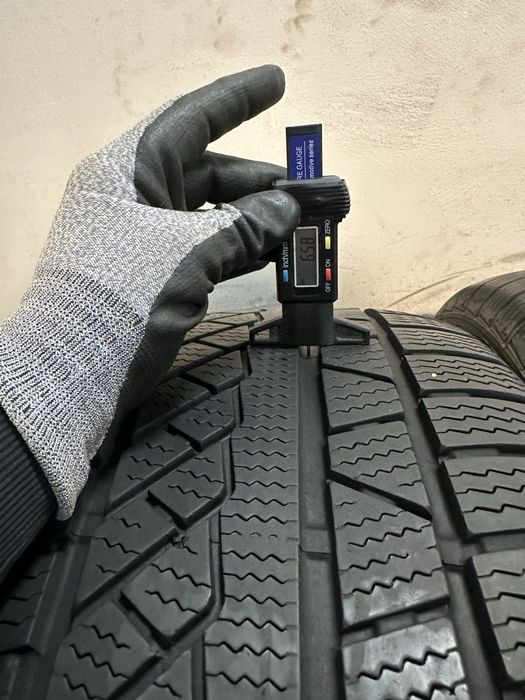 Гуми 255/55/18 PETLAS Explero Winter