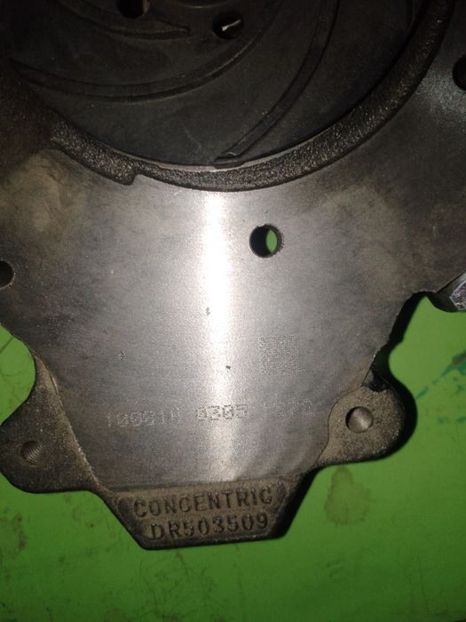 Водяная помпа Concentric DR503509