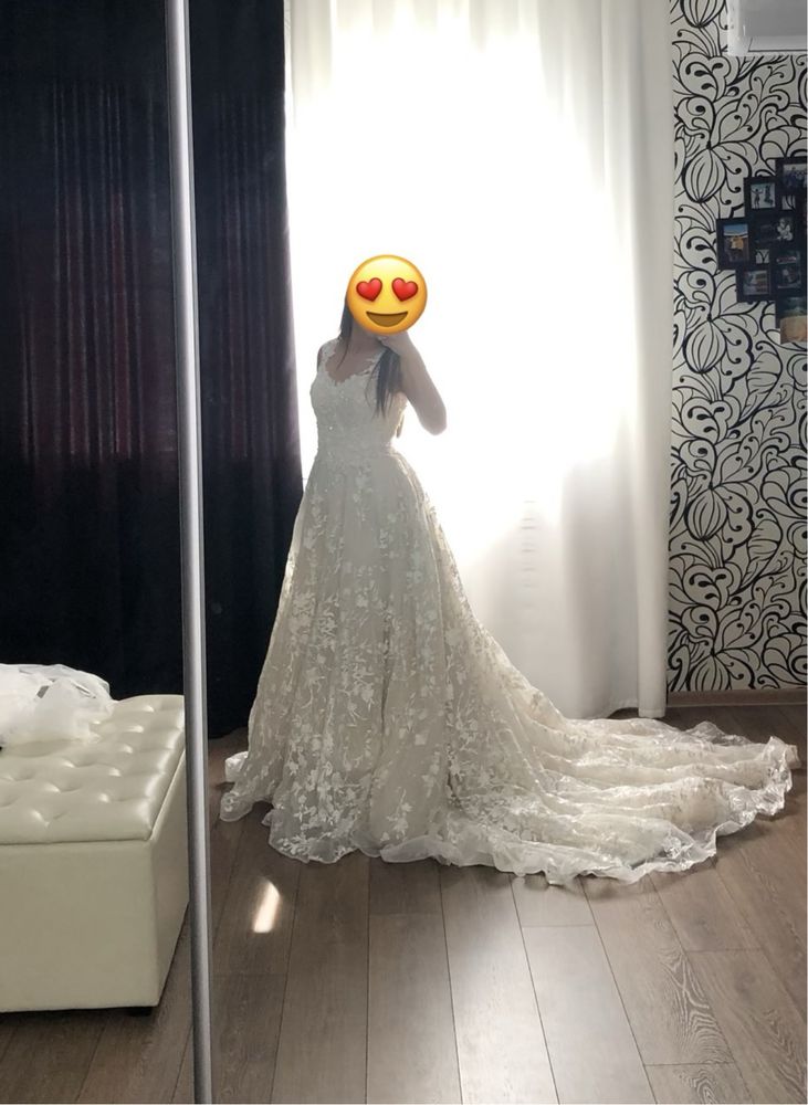 Свадебное платье