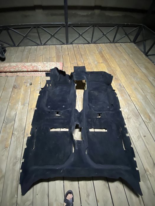 Ковролон Ауди 100 А6 С4 Хорошее состояние.